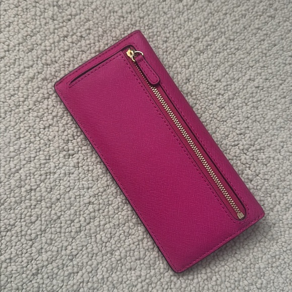 Michael Kors pink wallet - Picture 2 of 7